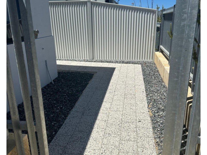 5 Purdy Lane, Eglinton WA 6034