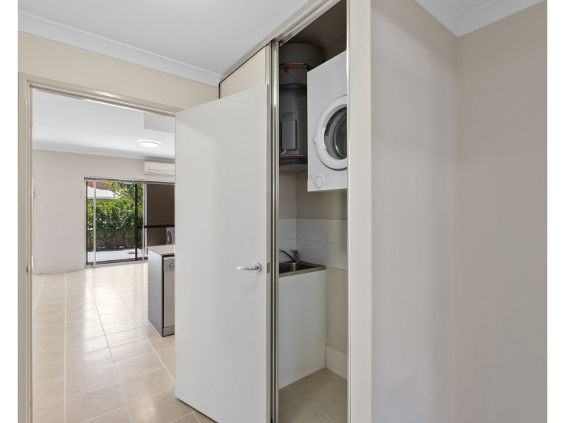 4/53 The Parkway, Ellenbrook WA 6069
