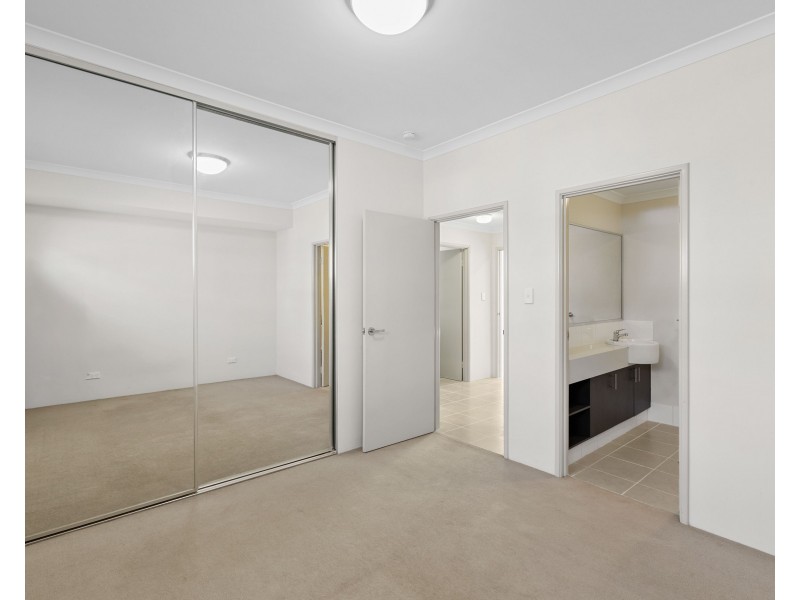 4/53 The Parkway, Ellenbrook WA 6069