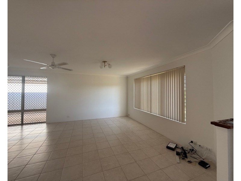 5 AZELIA STREET, Alexander Heights WA 6064