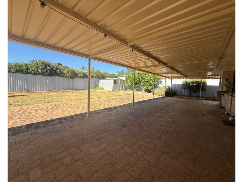 5 AZELIA STREET, Alexander Heights WA 6064