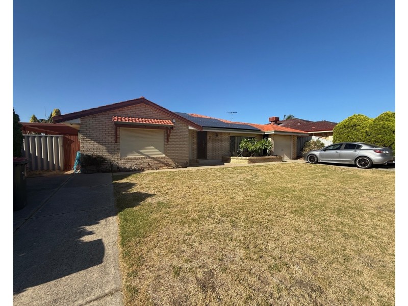 5 AZELIA STREET, Alexander Heights WA 6064