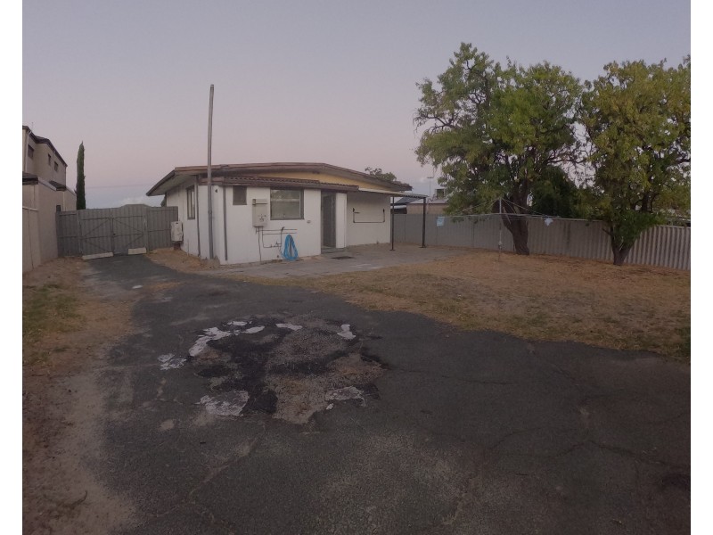 3 Garnett Place, Balga WA 6061