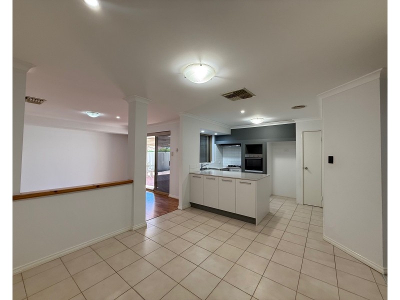 10 Moose Close, Beechboro WA 6063