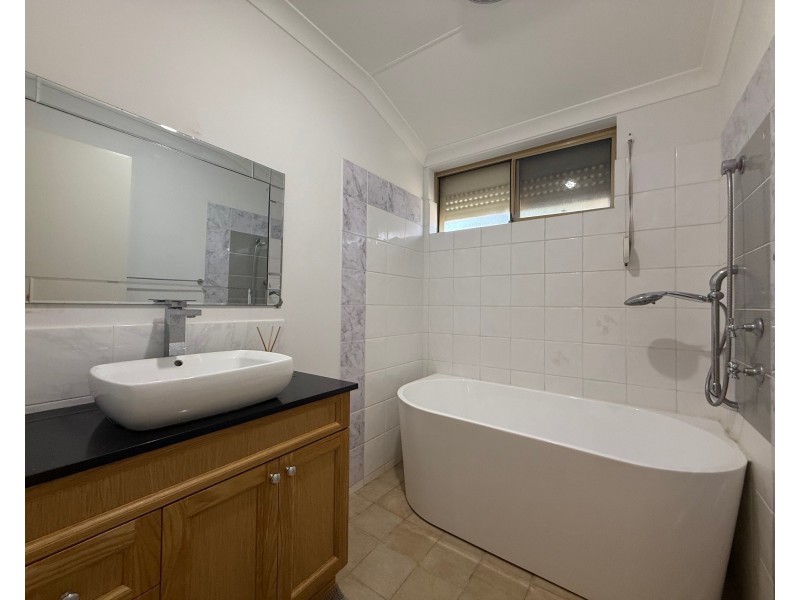 10 Moose Close, Beechboro WA 6063