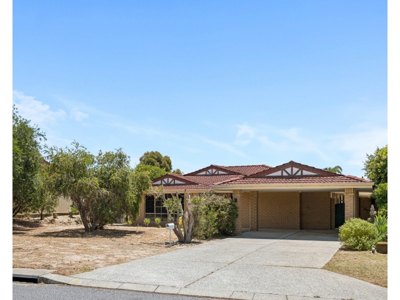 6 Whitney Place, Alexander Heights WA 6064