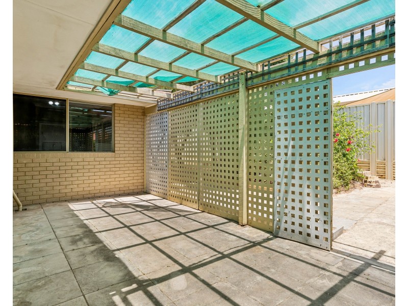 6 Whitney Place, Alexander Heights WA 6064