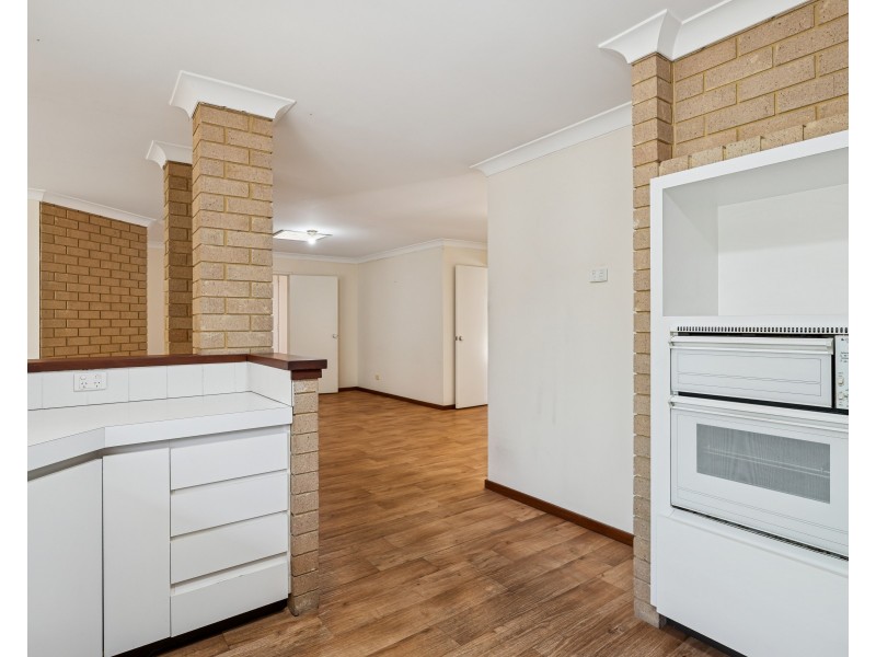 6 Whitney Place, Alexander Heights WA 6064