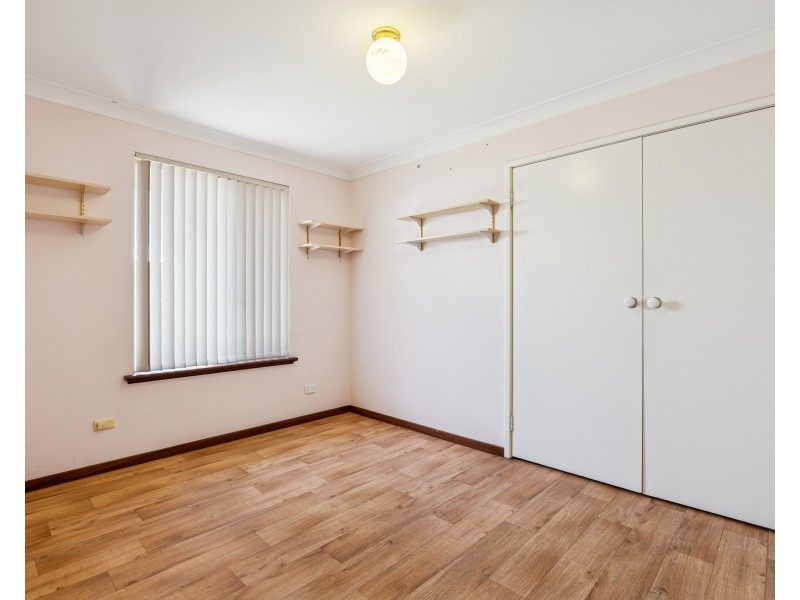 6 Whitney Place, Alexander Heights WA 6064