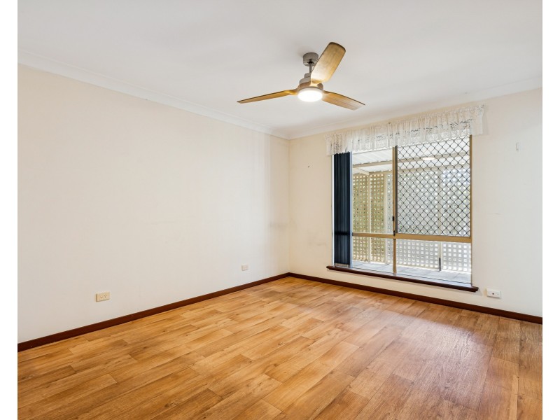 6 Whitney Place, Alexander Heights WA 6064