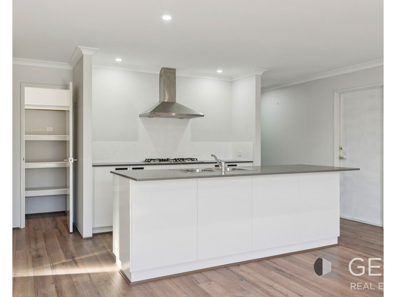 29 Allardice Road, Midvale WA 6056