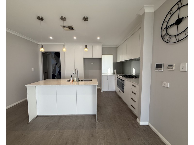 12 Pardillo Way, Caversham WA 6055