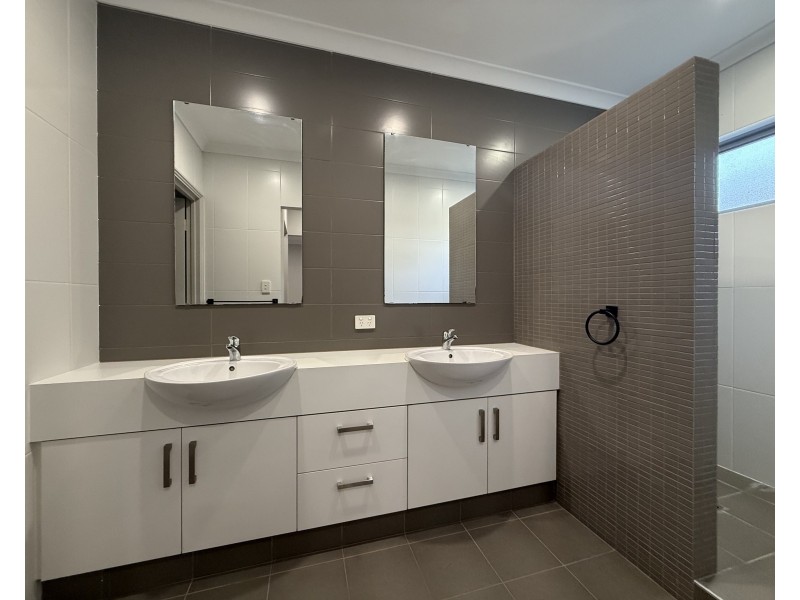 12 Pardillo Way, Caversham WA 6055