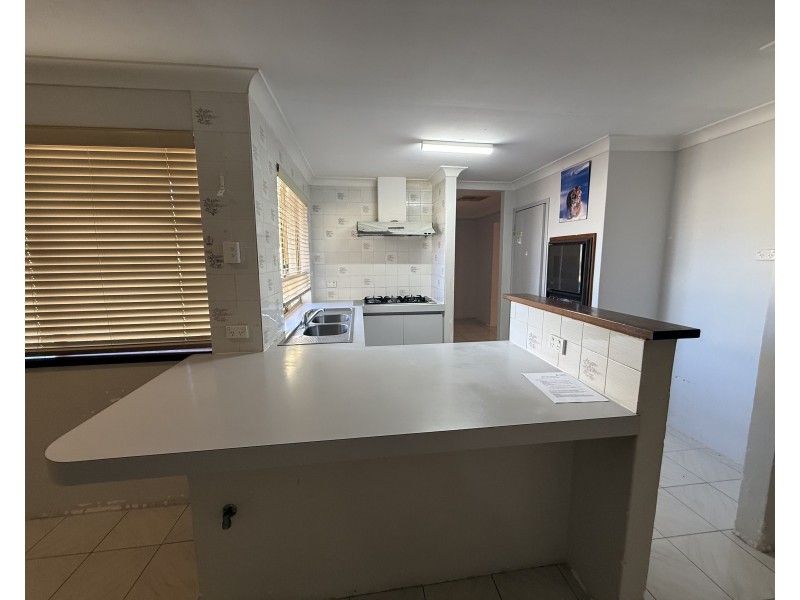 41 ROSEWOOD CRESCENT, Dianella WA 6059