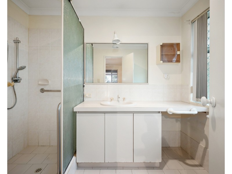 6 Zeil Court, Alexander Heights WA 6064