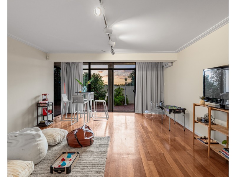 1/19 Ridge Street, South Perth WA 6151