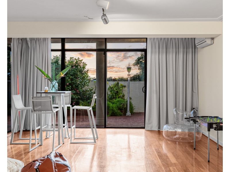 1/19 Ridge Street, South Perth WA 6151