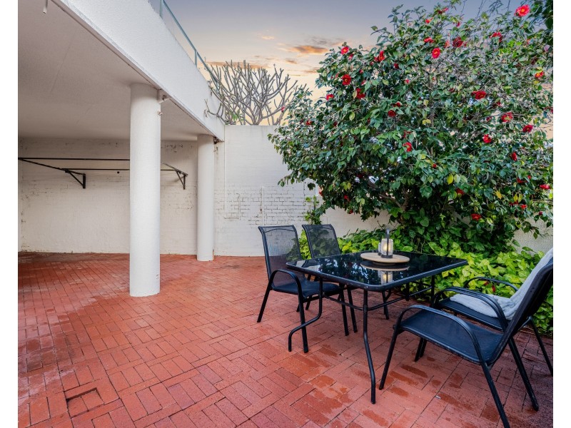 1/19 Ridge Street, South Perth WA 6151