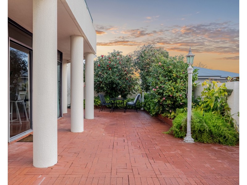 1/19 Ridge Street, South Perth WA 6151