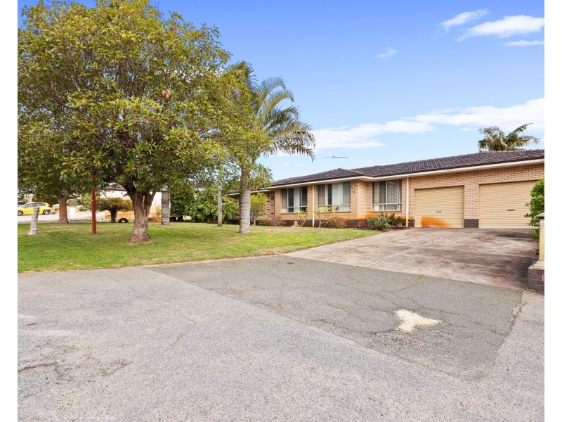 34 Evandale Road, Darch WA 6065
