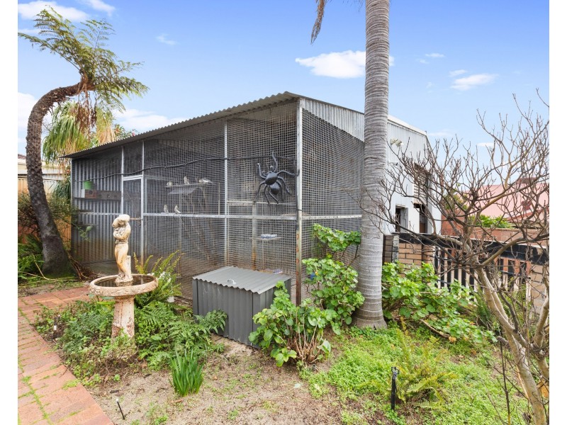 34 Evandale Road, Darch WA 6065