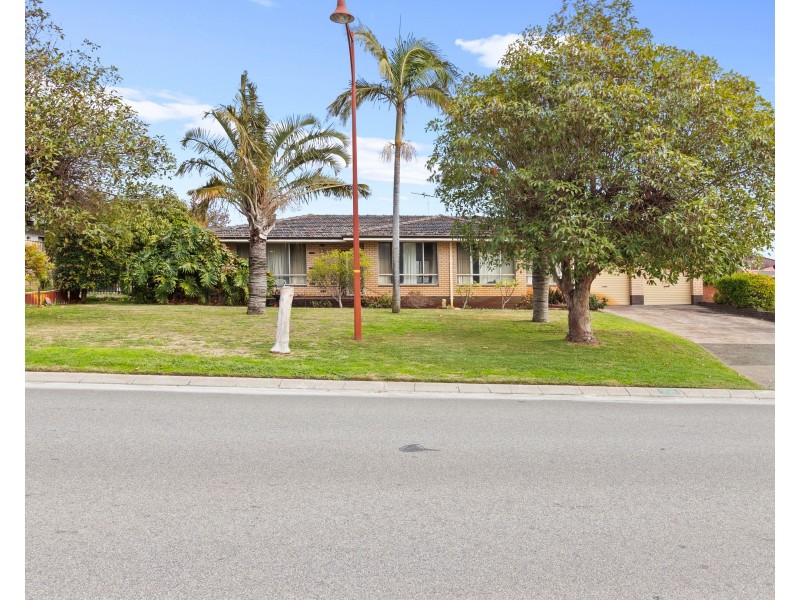 34 Evandale Road, Darch WA 6065