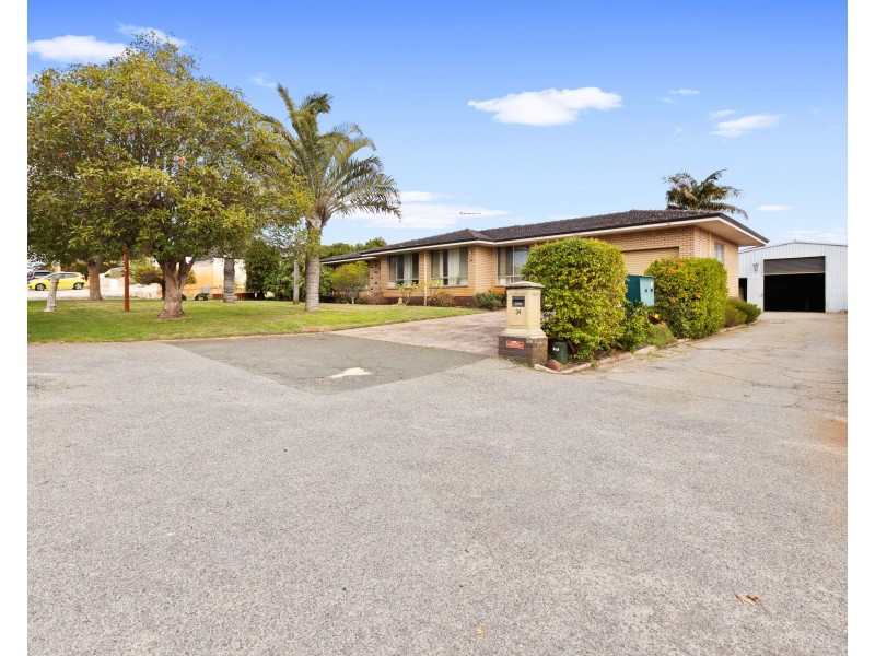 34 Evandale Road, Darch WA 6065