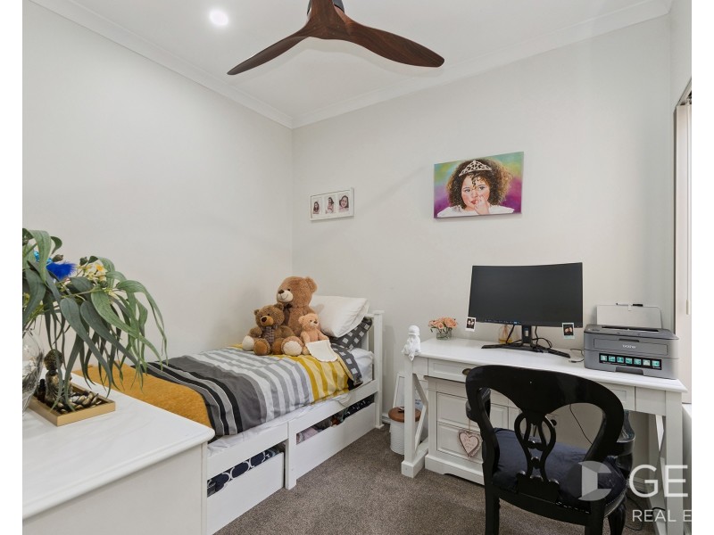 23 Doncaster Grange, Butler WA 6036