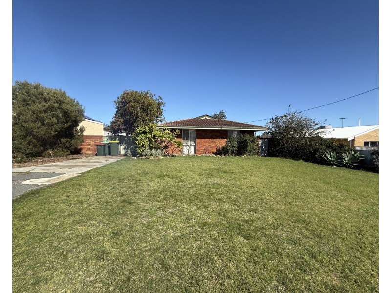 48 Blaxland Way, Padbury WA 6025