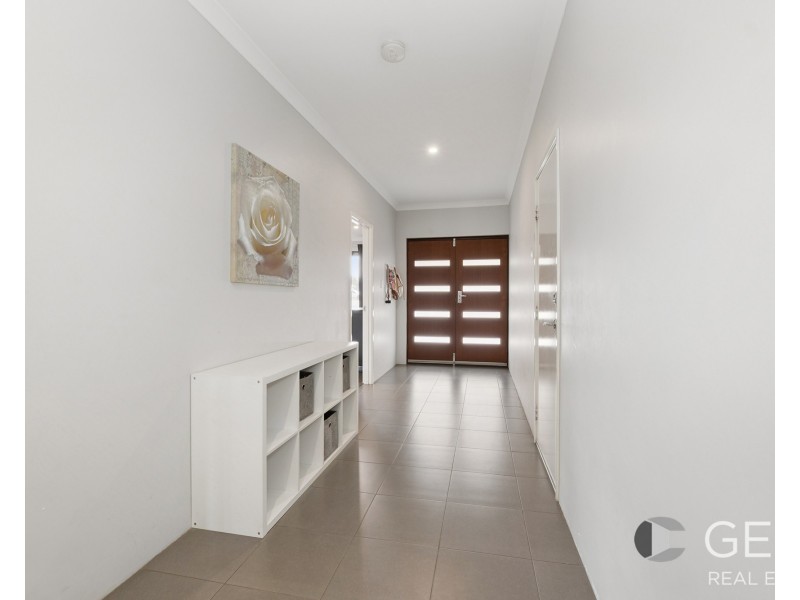 17 Mirrool Way, Ellenbrook WA 6069