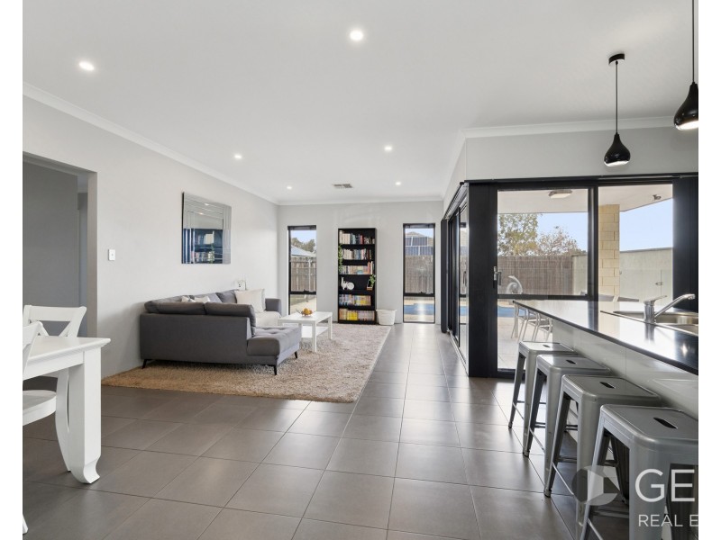 17 Mirrool Way, Ellenbrook WA 6069