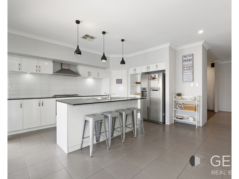 17 Mirrool Way, Ellenbrook WA 6069