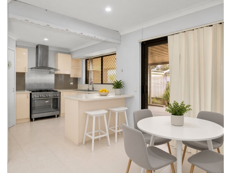 1 Gascoyne Drive, Gosnells WA 6110