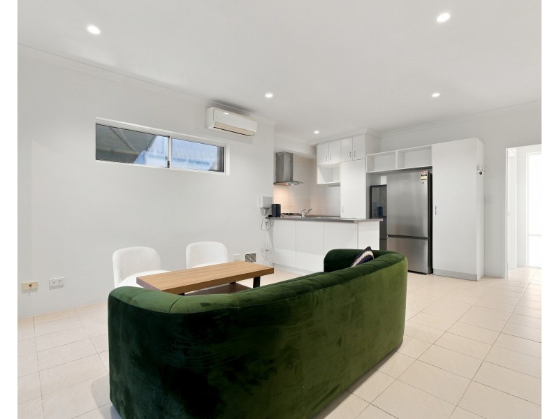 13 Myimbar Way, Nollamara WA 6061