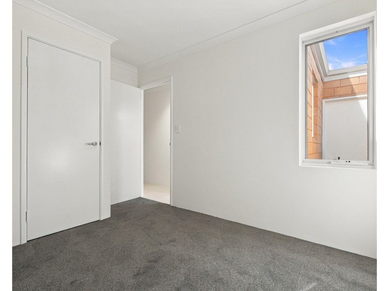 13 Myimbar Way, Nollamara WA 6061