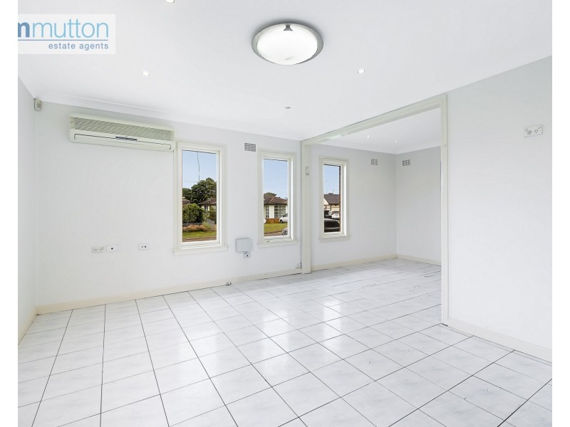 54 Williamson Cres, Warwick Farm NSW 2170