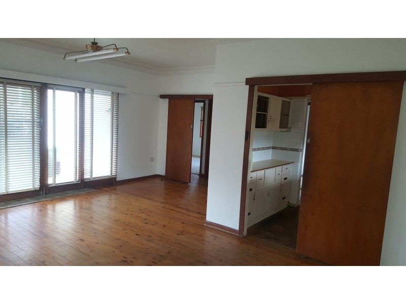 86 Bransgrove Rd, Revesby NSW 2212