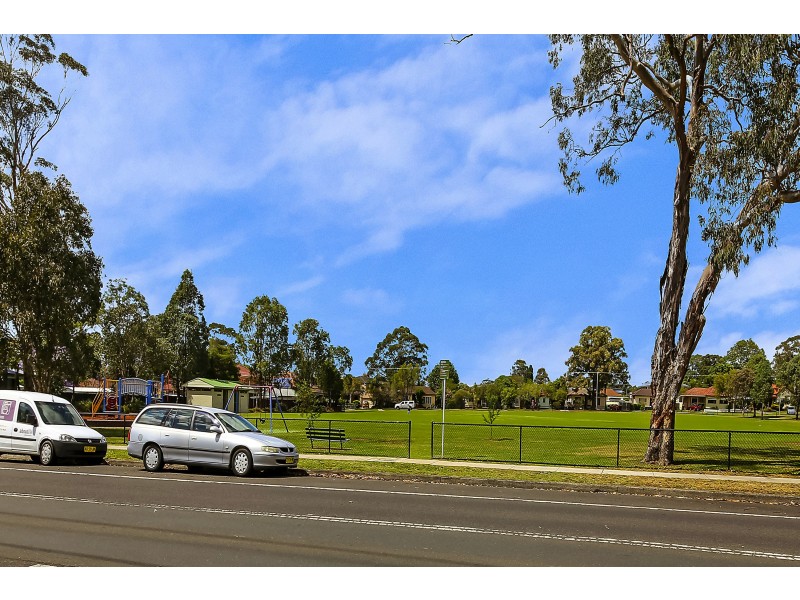 86 Bransgrove Rd, Revesby NSW 2212