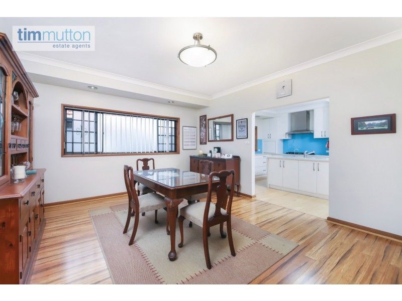 31 Edward St, Kingsgrove NSW 2208