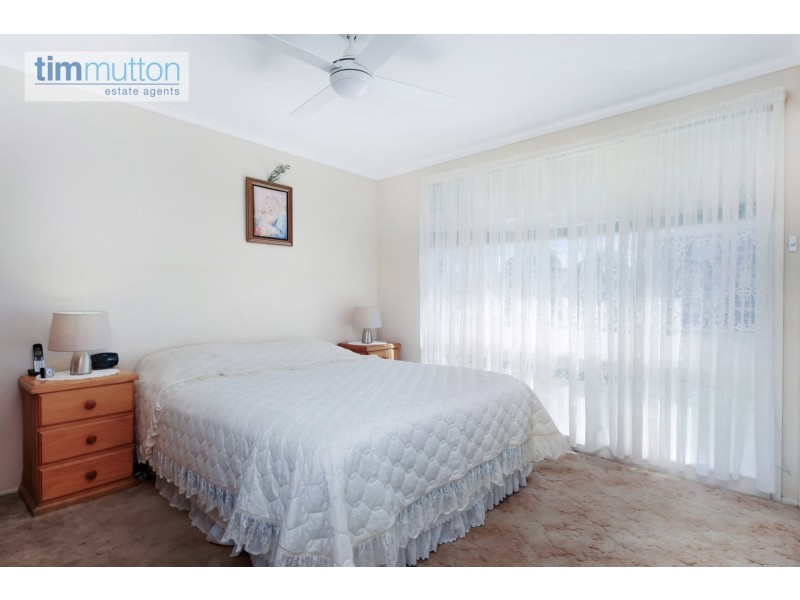 6 Philby Pl, Bonnyrigg NSW 2177