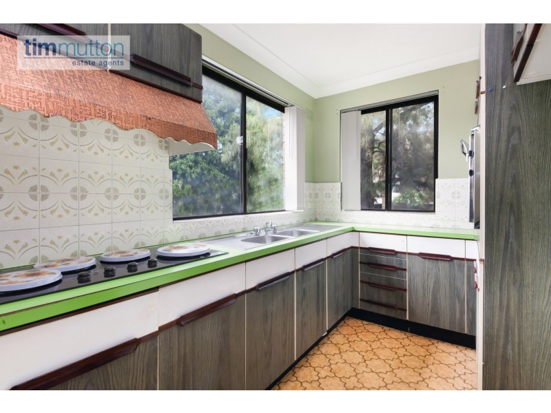 Unit 1/2 Drummond St, Warwick Farm NSW 2170