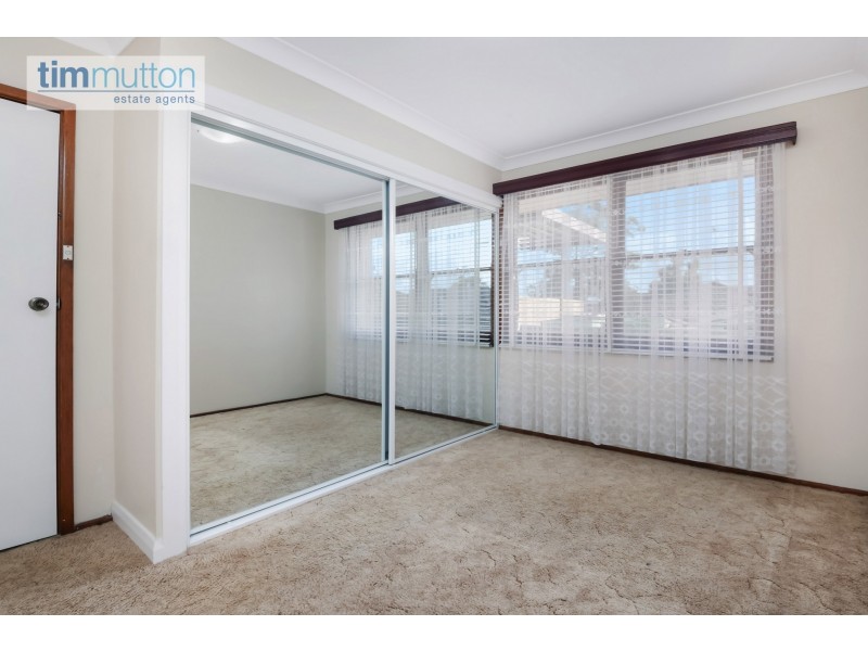 710 Henry Lawson Dr, East Hills NSW 2213