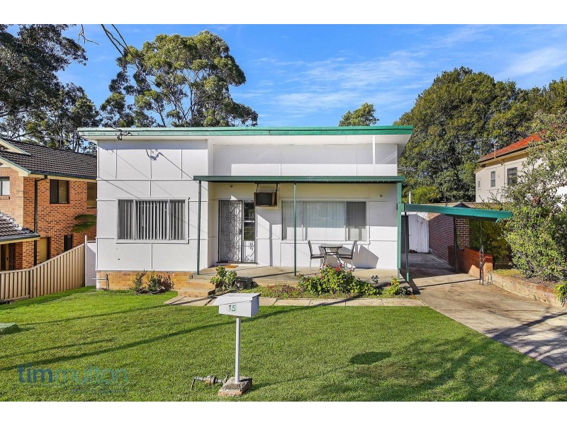 15 Queensbury Road, Padstow Heights NSW 2211