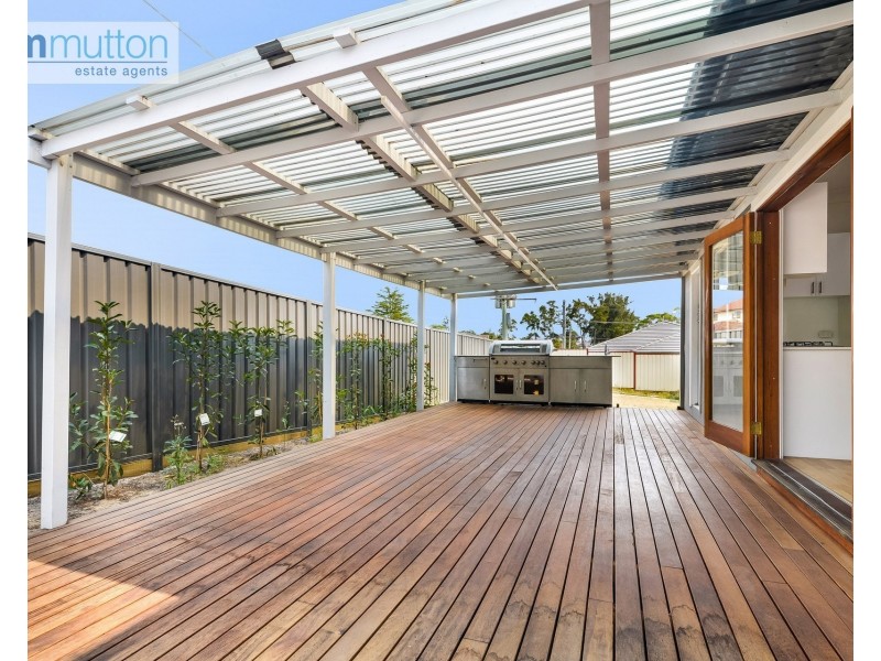 26 Collins St, Pendle Hill NSW 2145