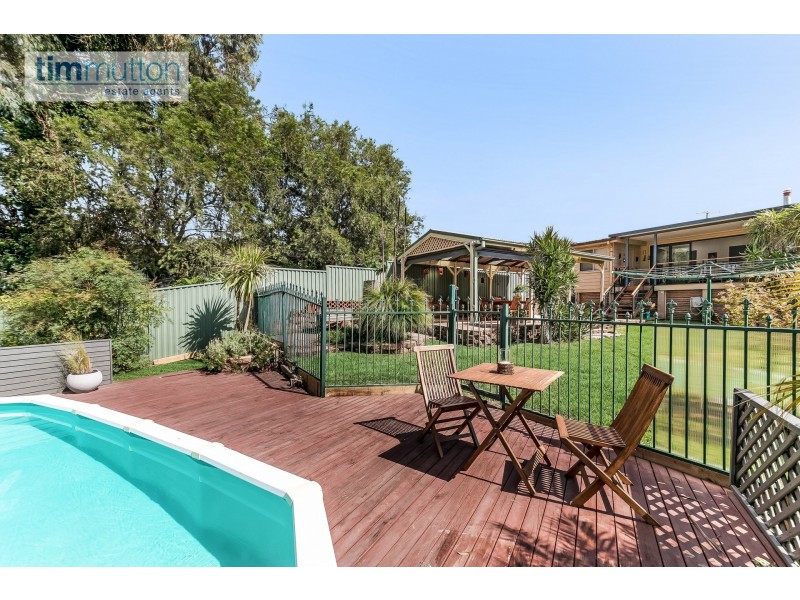 32 Lucas Rd, East Hills NSW 2213