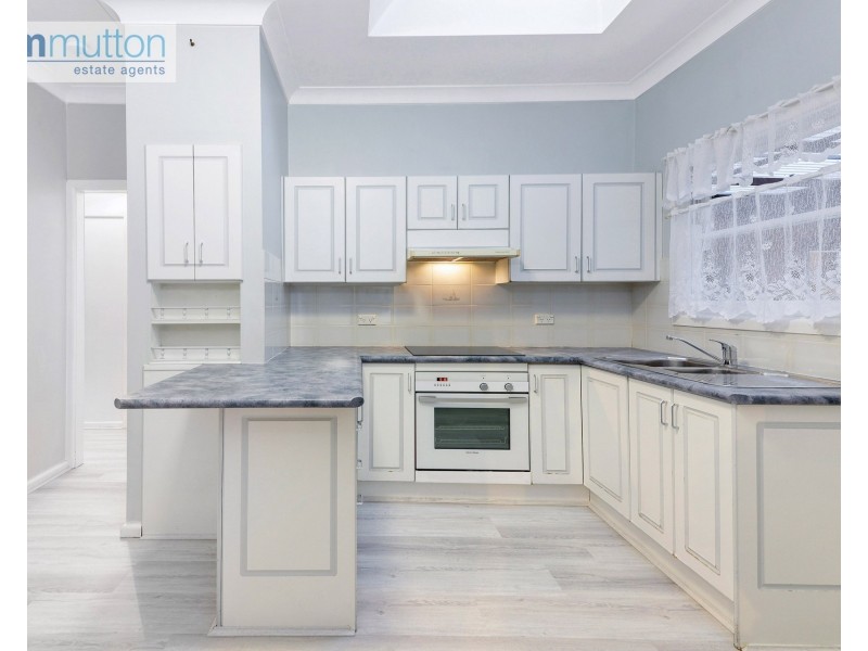 166 Davies Rd, Padstow NSW 2211