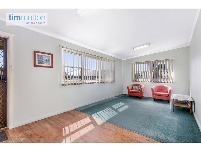 42 Clifford St, Panania NSW 2213
