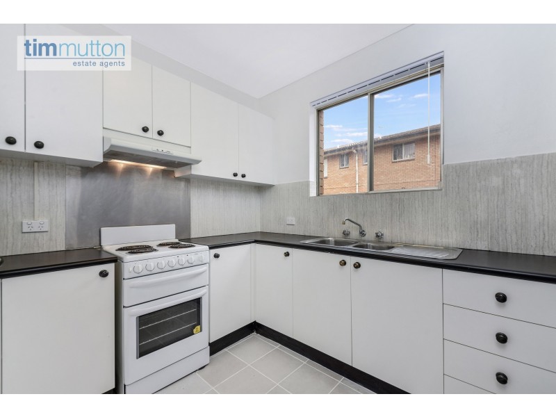 Unit 9/22 Speed St, Liverpool NSW 2170