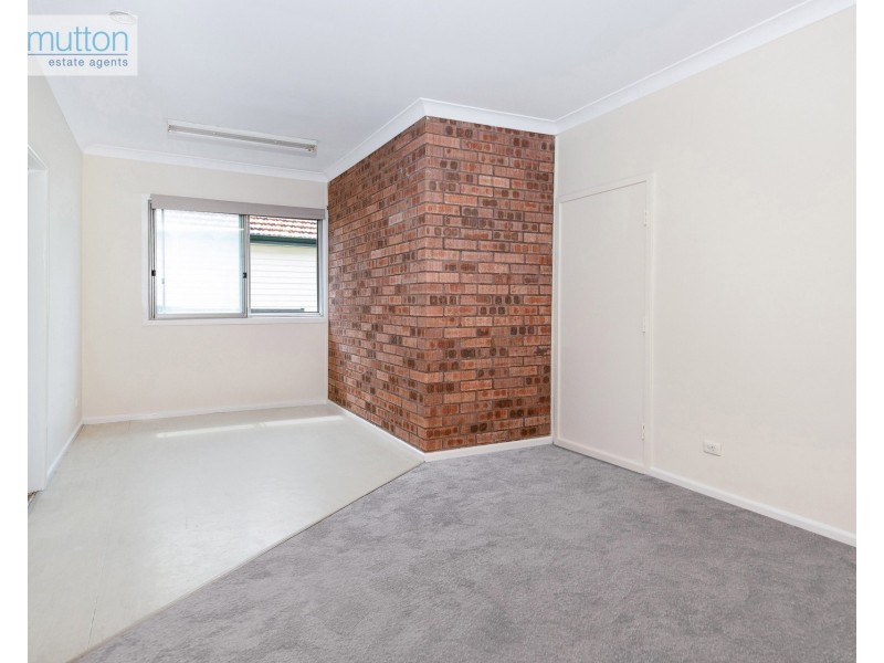 1/2 Hall Cres, Padstow NSW 2211