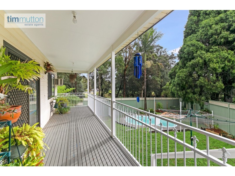 691 Henry Lawson Dr, East Hills NSW 2213